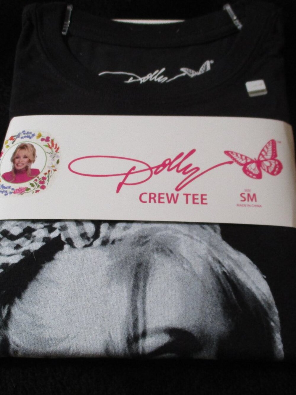 DG Dolly Parton Crew Tee Size Small NWT